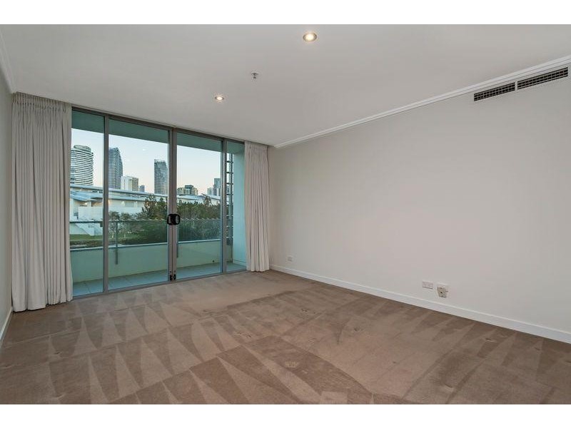 1110/ 33 T E Peters Drive, Broadbeach Waters QLD 4218