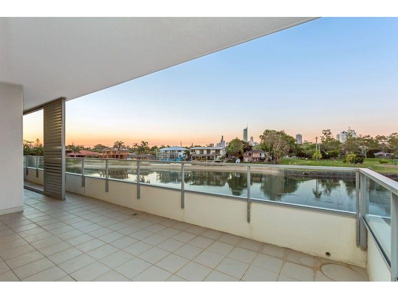 1110/ 33 T E Peters Drive, Broadbeach Waters QLD 4218