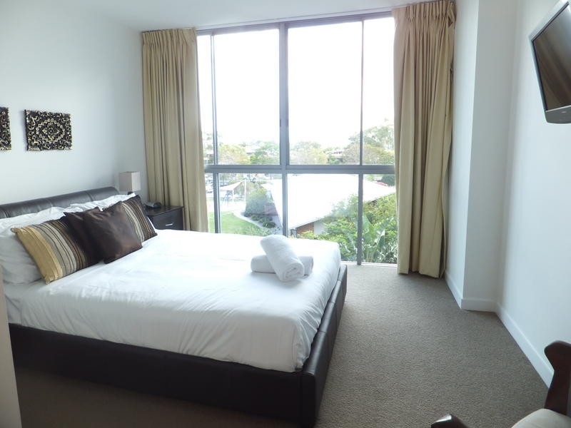 2319/ 33 T E Peters Drive, Broadbeach Waters QLD 4218