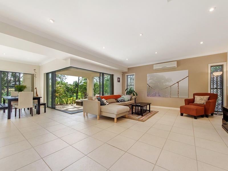 4 The Links, Robina QLD 4226