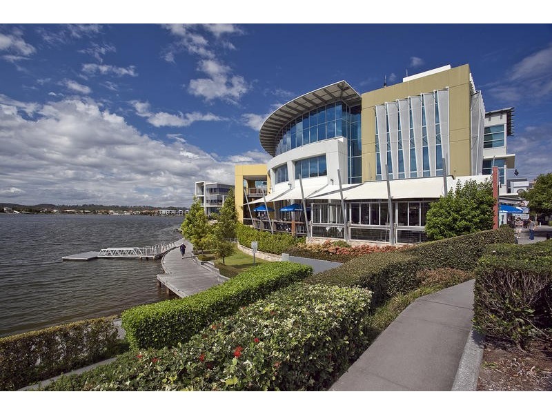 2/ 9 The Links, Robina QLD 4226