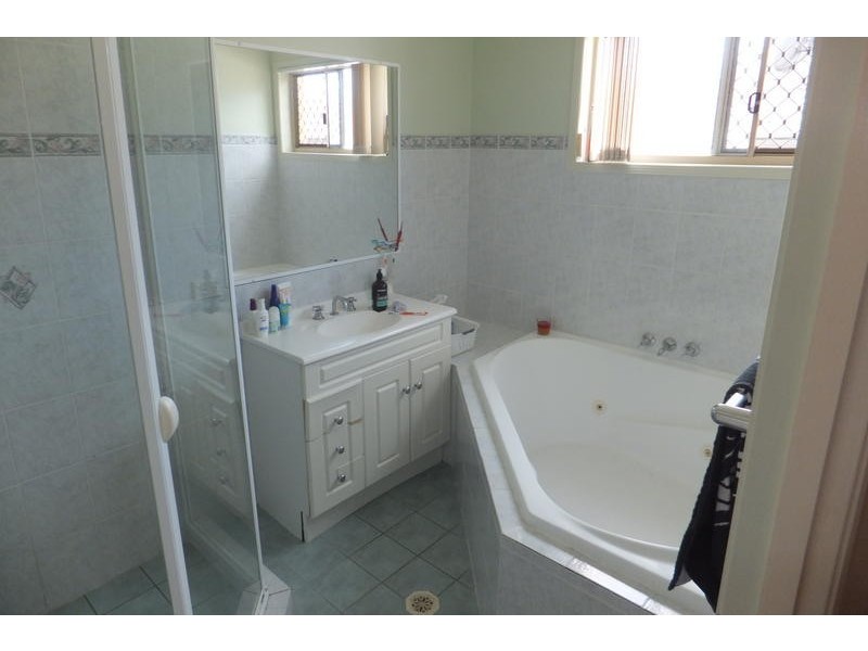 1 Tillys Place, Reedy Creek QLD 4227