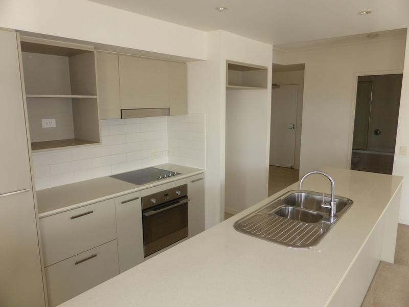 1/ 510 Christine Avenue, Robina QLD 4226