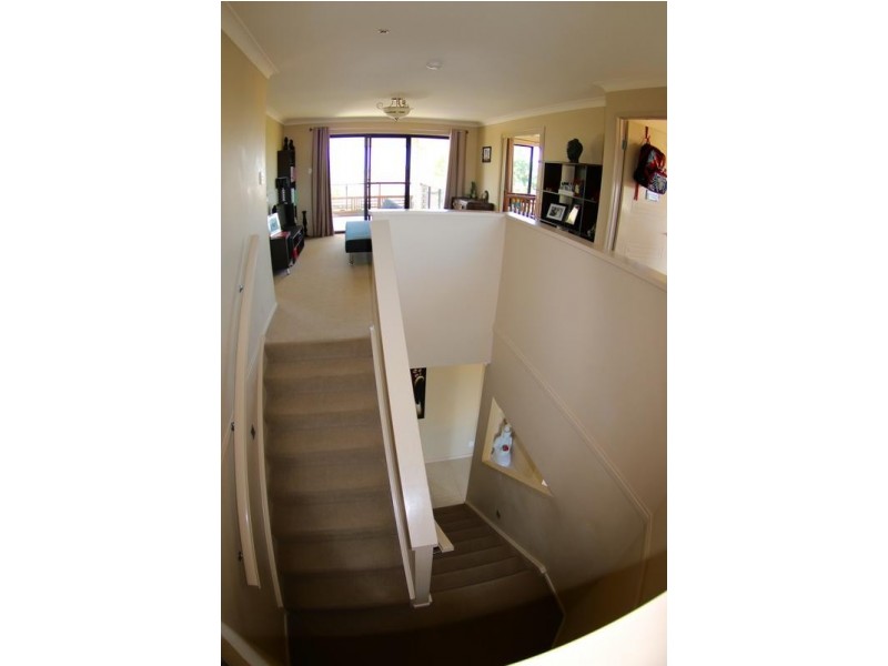 14 Tralee Court, Carrara QLD 4211