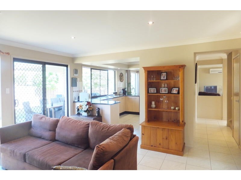 14 Tralee Ct, Carrara QLD 4211