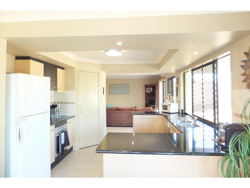 14 Tralee Ct, Carrara QLD 4211