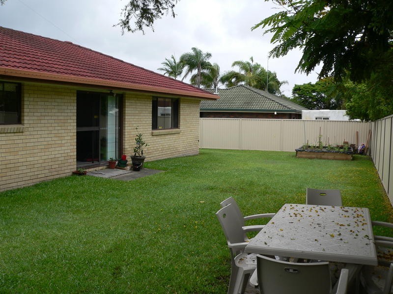 12 Treeview Drive, Burleigh Waters QLD 4220