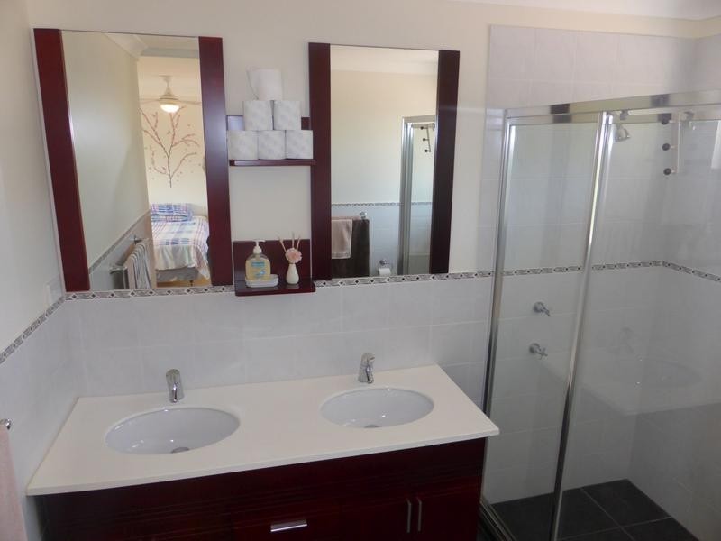 40 Trinity Place, Robina QLD 4226