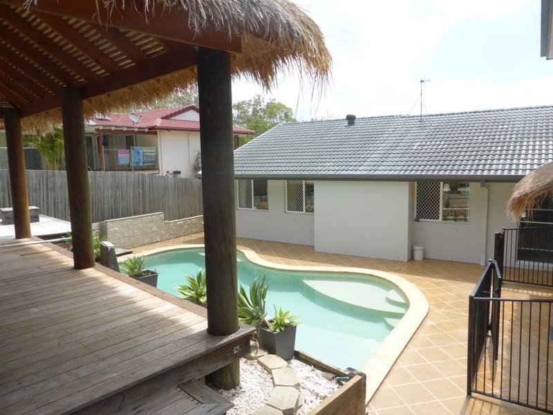 40 Trinity Place, Robina QLD 4226