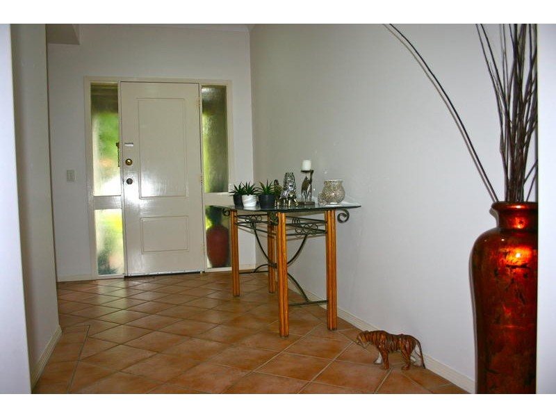 7 Tuggerah Close, Robina QLD 4226