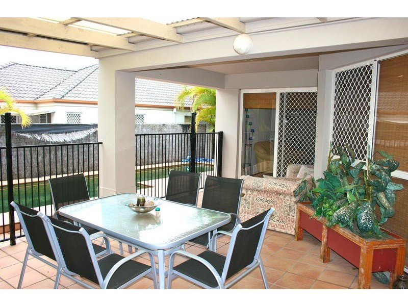 7 Tuggerah Close, Robina QLD 4226