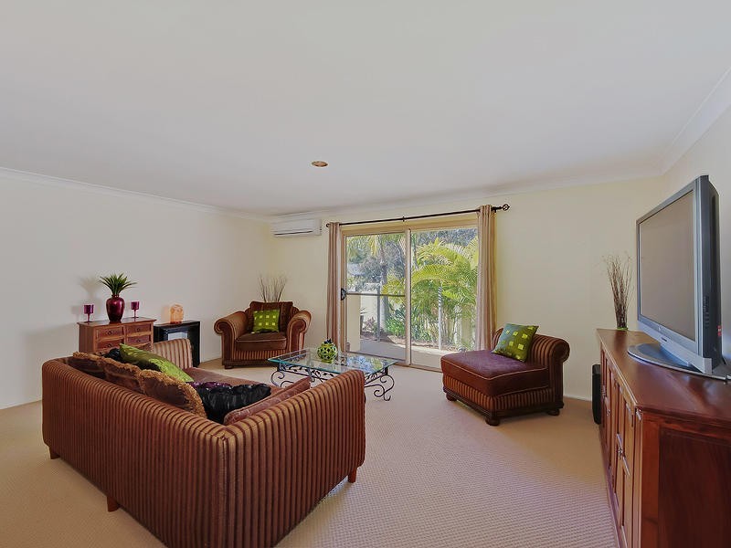 2 Turnberry Court, Robina QLD 4226