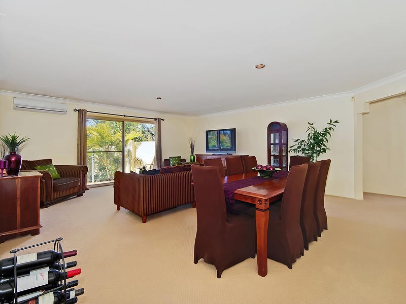 2 Turnberry Court, Robina QLD 4226