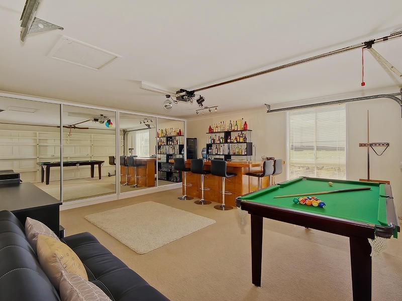 2 Turnberry Court, Robina QLD 4226