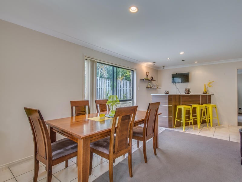 36 Tussock Crescent, Elanora QLD 4221