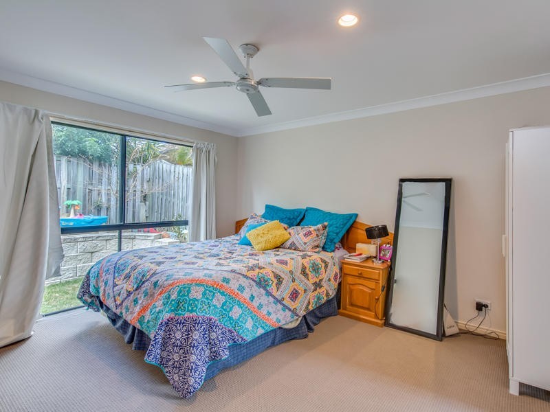 36 Tussock Crescent, Elanora QLD 4221
