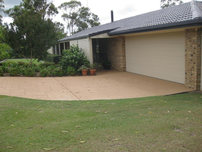 18 Umpara Crescent, Mudgeeraba QLD 4213