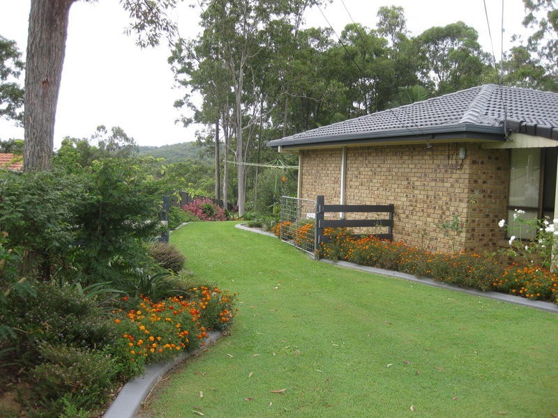 18 Umpara Crescent, Mudgeeraba QLD 4213
