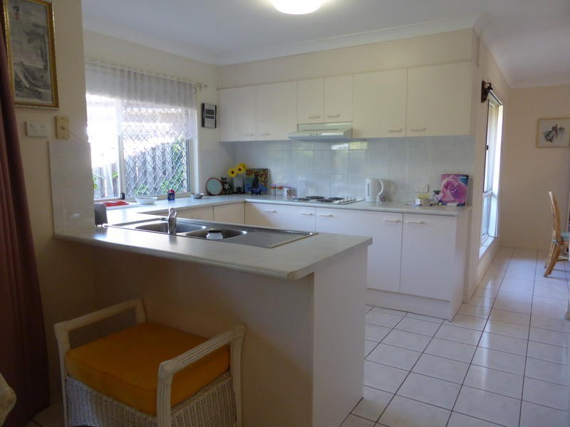 5 Vancouver Drive, Robina QLD 4226