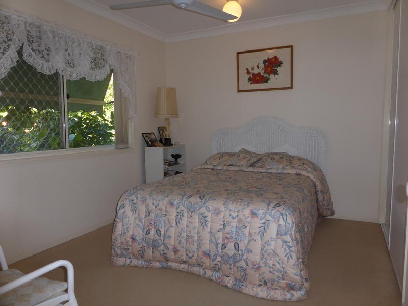 5 Vancouver Drive, Robina QLD 4226