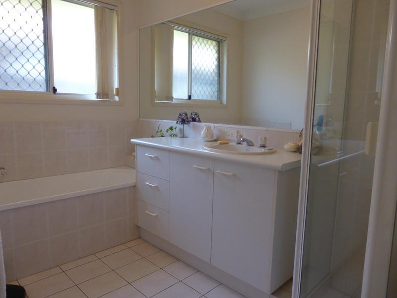 5 Vancouver Drive, Robina QLD 4226