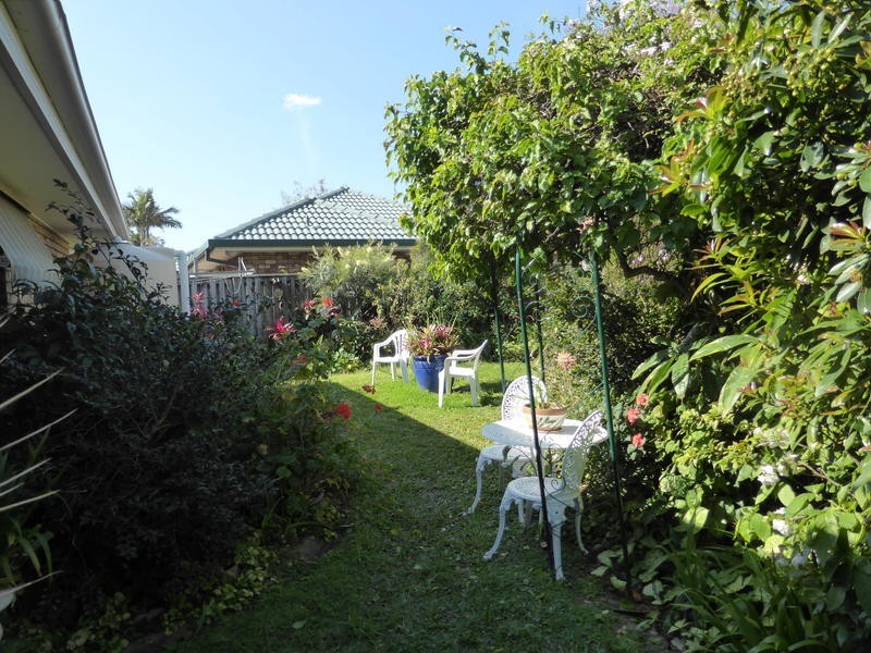 5 Vancouver Drive, Robina QLD 4226