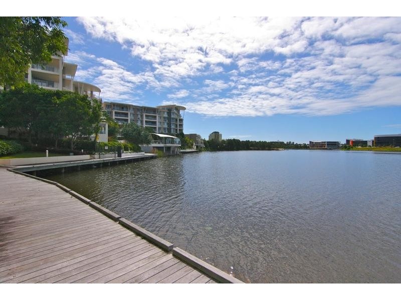 186/ 251 Varsity Parade, Varsity Lakes QLD 4227