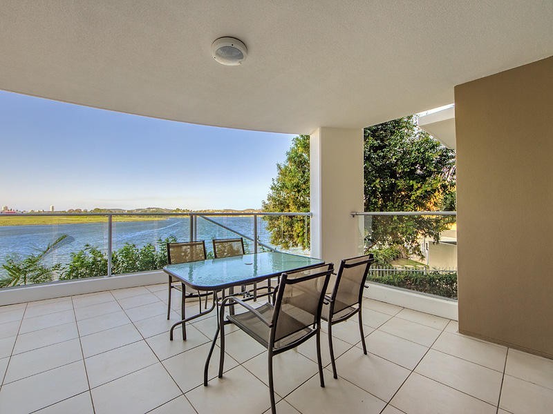 8/ 255 Varsity Parade, Varsity Lakes QLD 4227