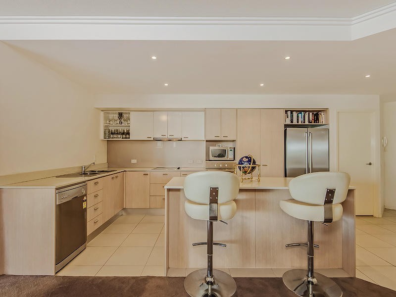 8/ 255 Varsity Parade, Varsity Lakes QLD 4227