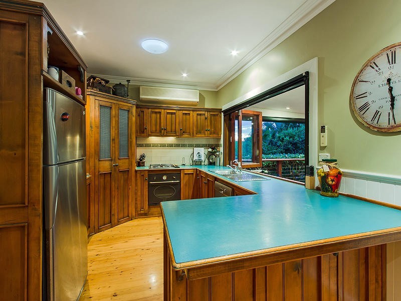 8 Waitara Place, Robina QLD 4226