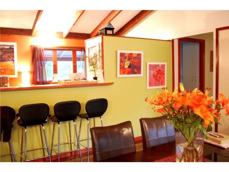 39 Warana Avenue, Southport QLD 4215