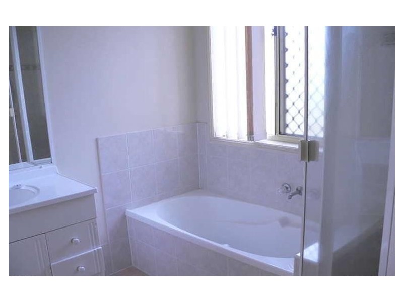 1/ 14-16 Warbler Parade, Varsity Lakes QLD 4227