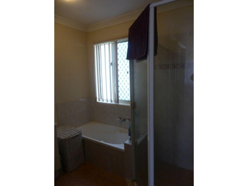 1/ 14-16 Warbler Parade, Varsity Lakes QLD 4227