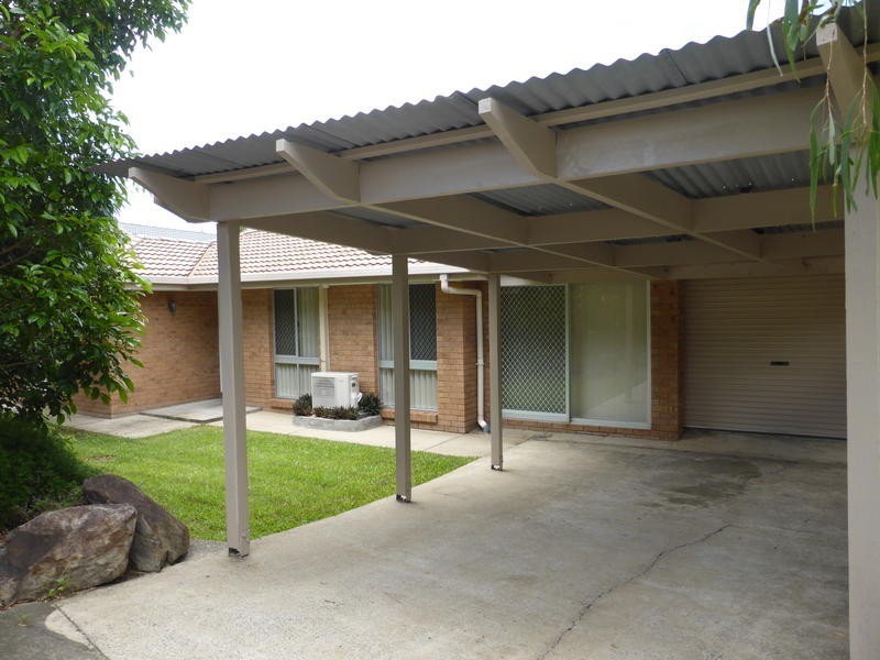 6 Webb Court, Carrara QLD 4211