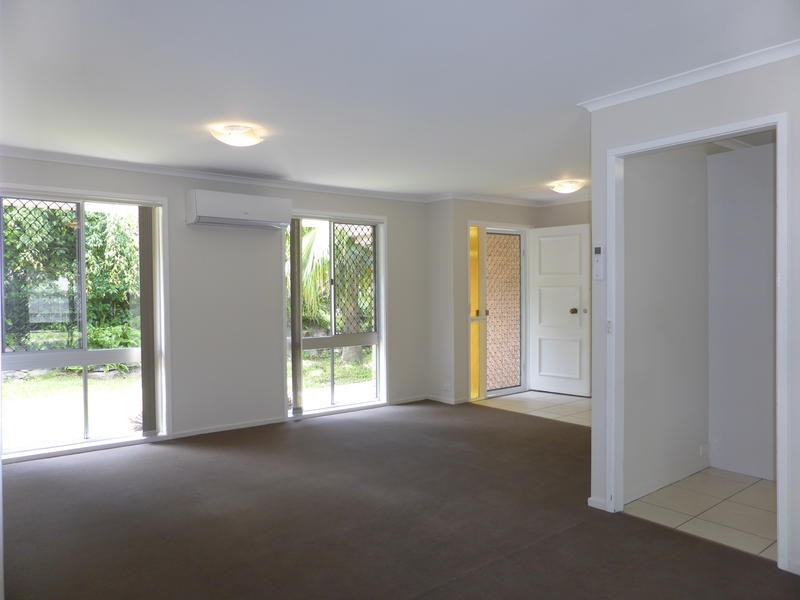 6 Webb Court, Carrara QLD 4211