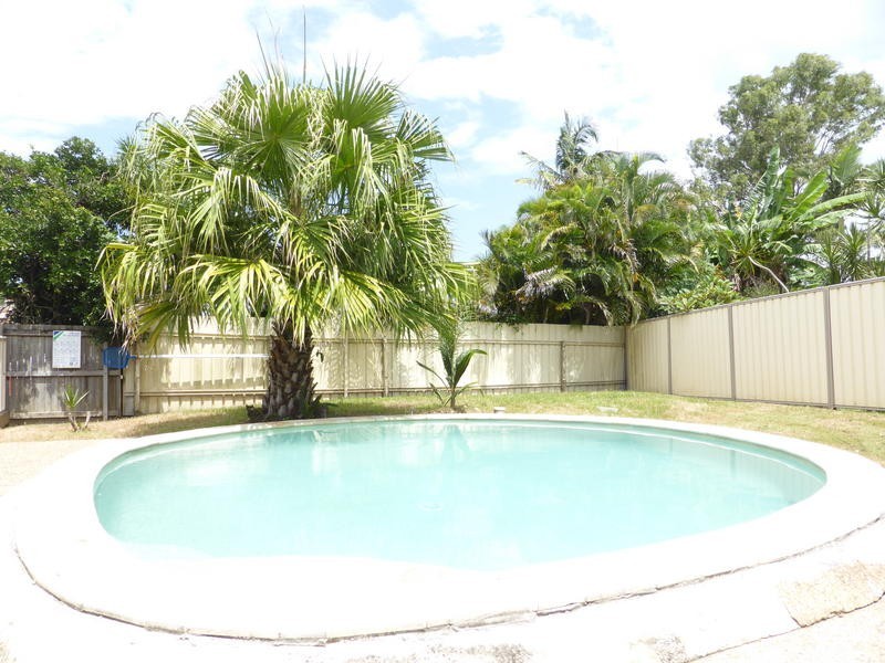 6 Webb Court, Carrara QLD 4211