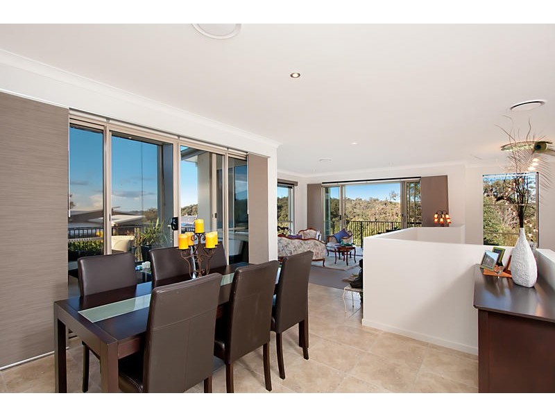 3 Wilcox Close, Reedy Creek QLD 4227