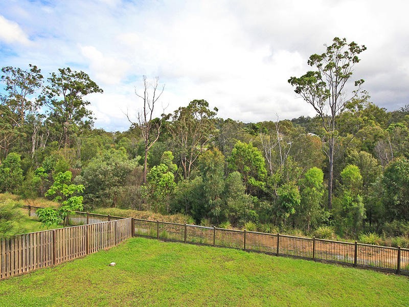 30 Willow Tree Drive, Reedy Creek QLD 4227