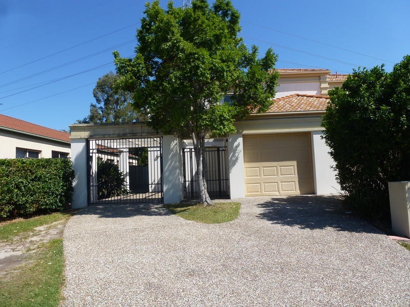 72 Woody Views Way, Robina QLD 4226