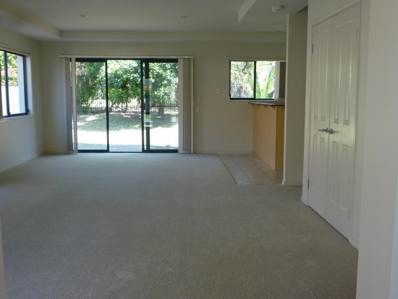 72 Woody Views Way, Robina QLD 4226