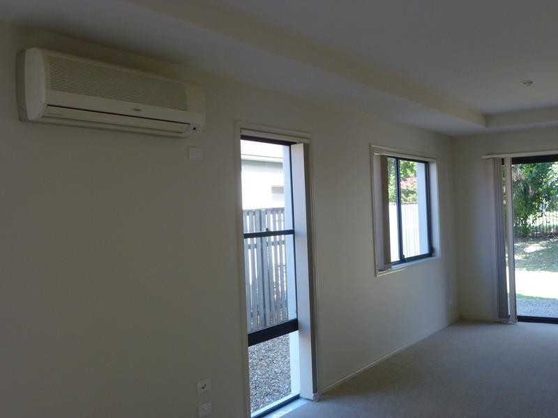 72 Woody Views Way, Robina QLD 4226