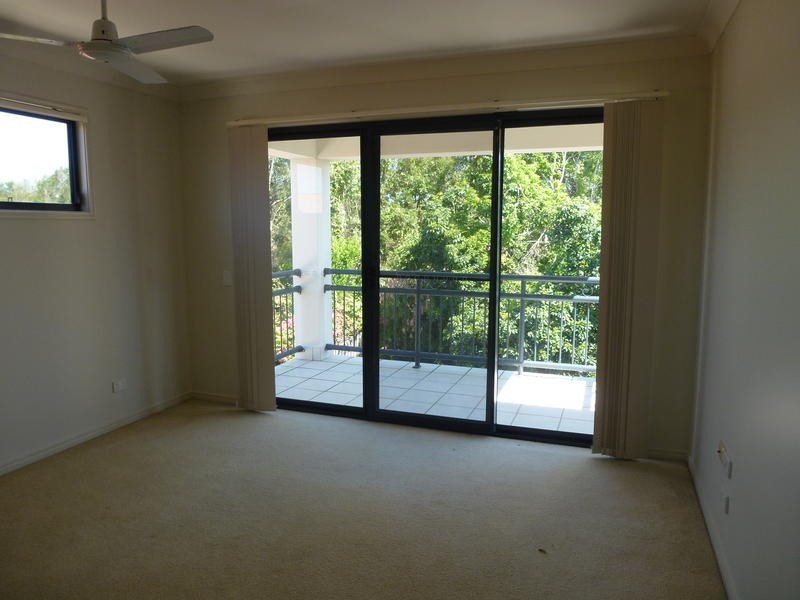72 Woody Views Way, Robina QLD 4226