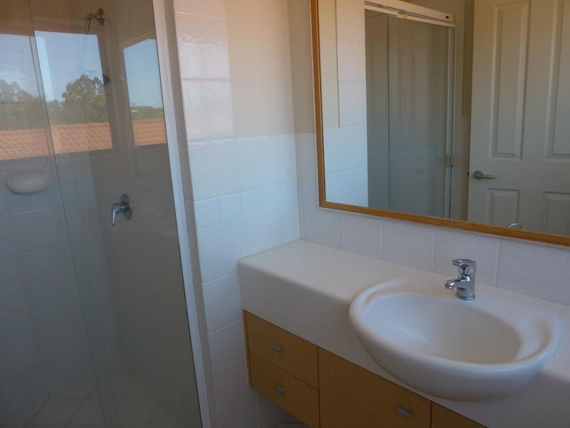 72 Woody Views Way, Robina QLD 4226