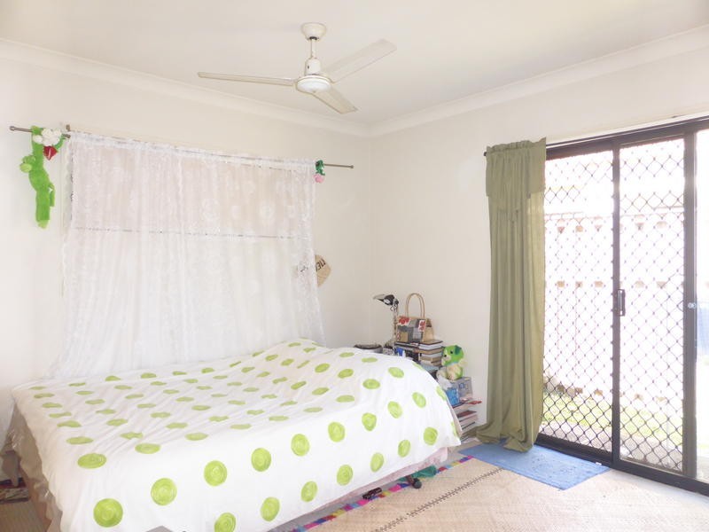 76 Woody Views Way, Robina QLD 4226