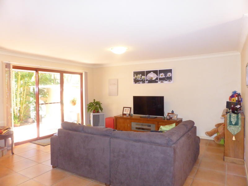 2/ 8 Woody Views Way, Robina QLD 4226