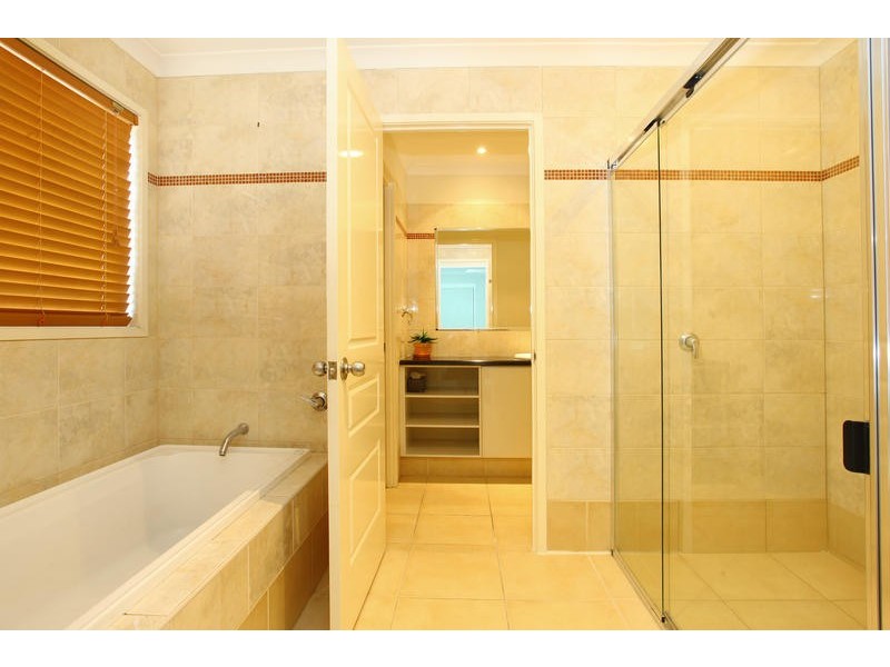 6 Wyllie Way, Reedy Creek QLD 4227