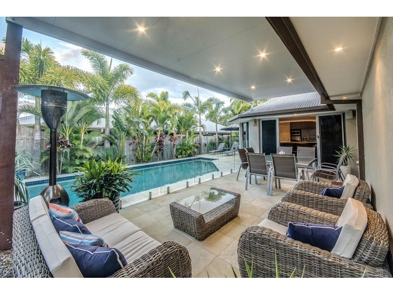 37 York Creek Crescent, Reedy Creek QLD 4227