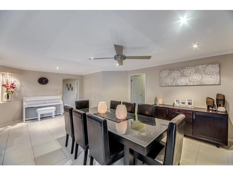 37 York Creek Crescent, Reedy Creek QLD 4227