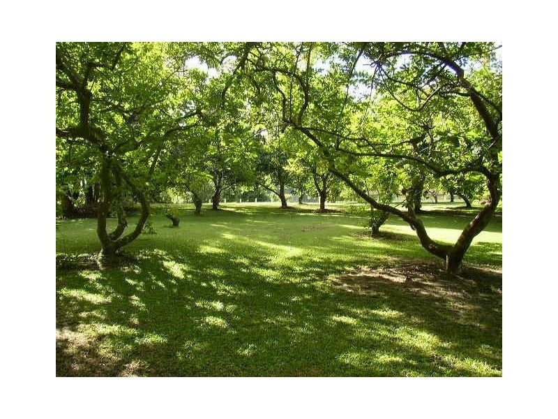 Glass House Mountains QLD 4518