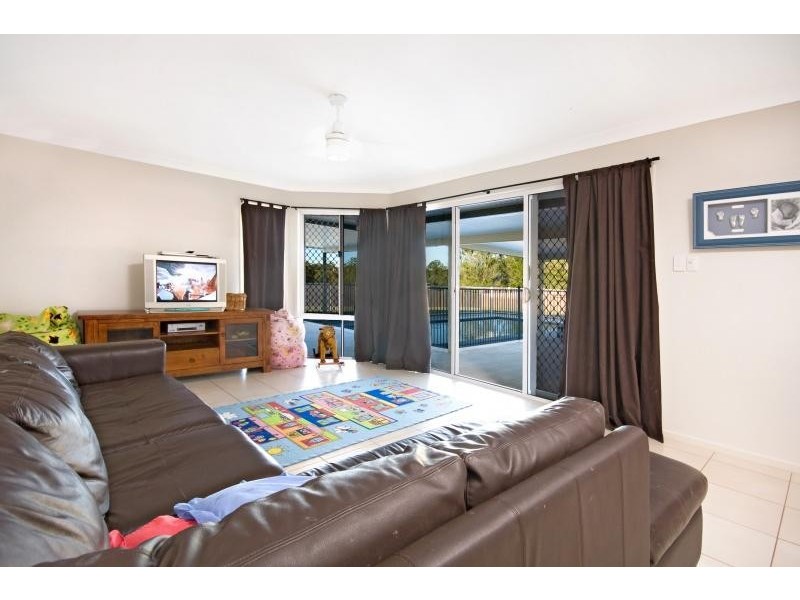 Glass House Mountains QLD 4518